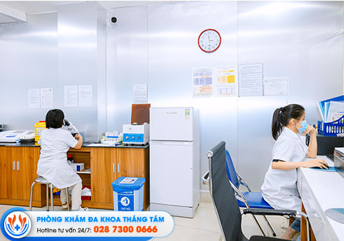 10-phong-kham-da-lieu-quan-10-co-bac-si-gioi